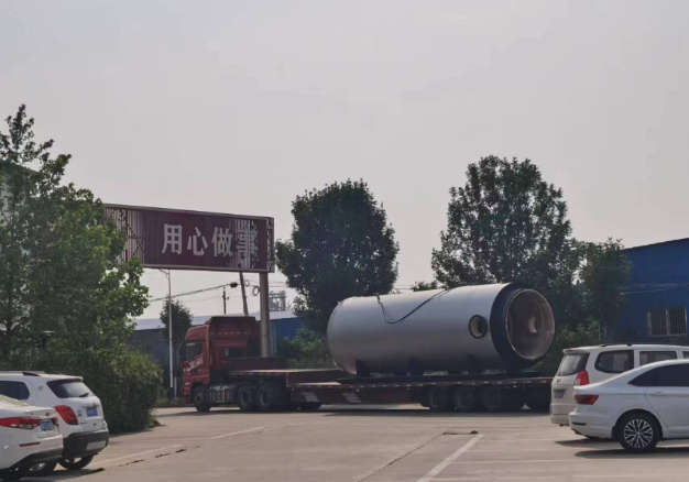 【履約喜訊】華泰股份承接塔器項目出廠發(fā)貨！